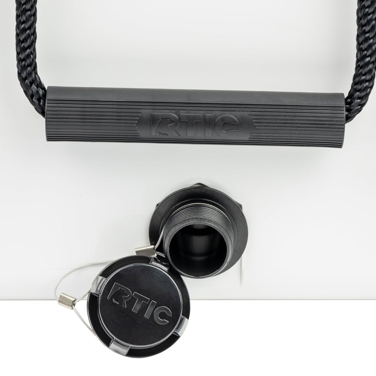 52 QT Ultra-Light Cooler Drain Plugs image 6